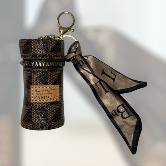Brown Checkered Key Holder/Bag Charm - Picture 4 of 5